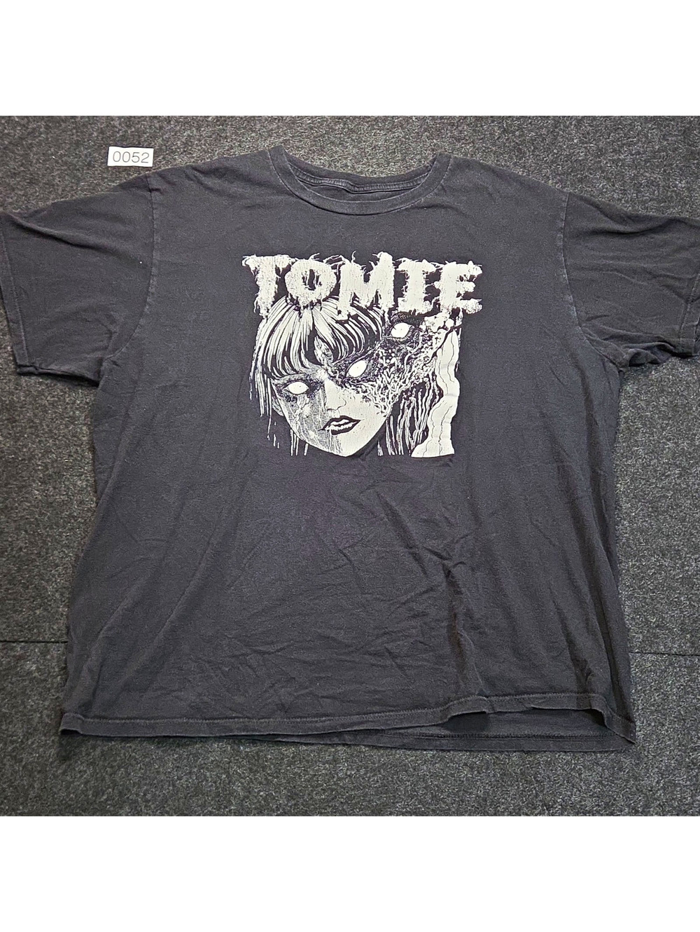 Hot Topic Junji Ito Collection Tomie Black Graphic Tee XL Crew Neck Cotton